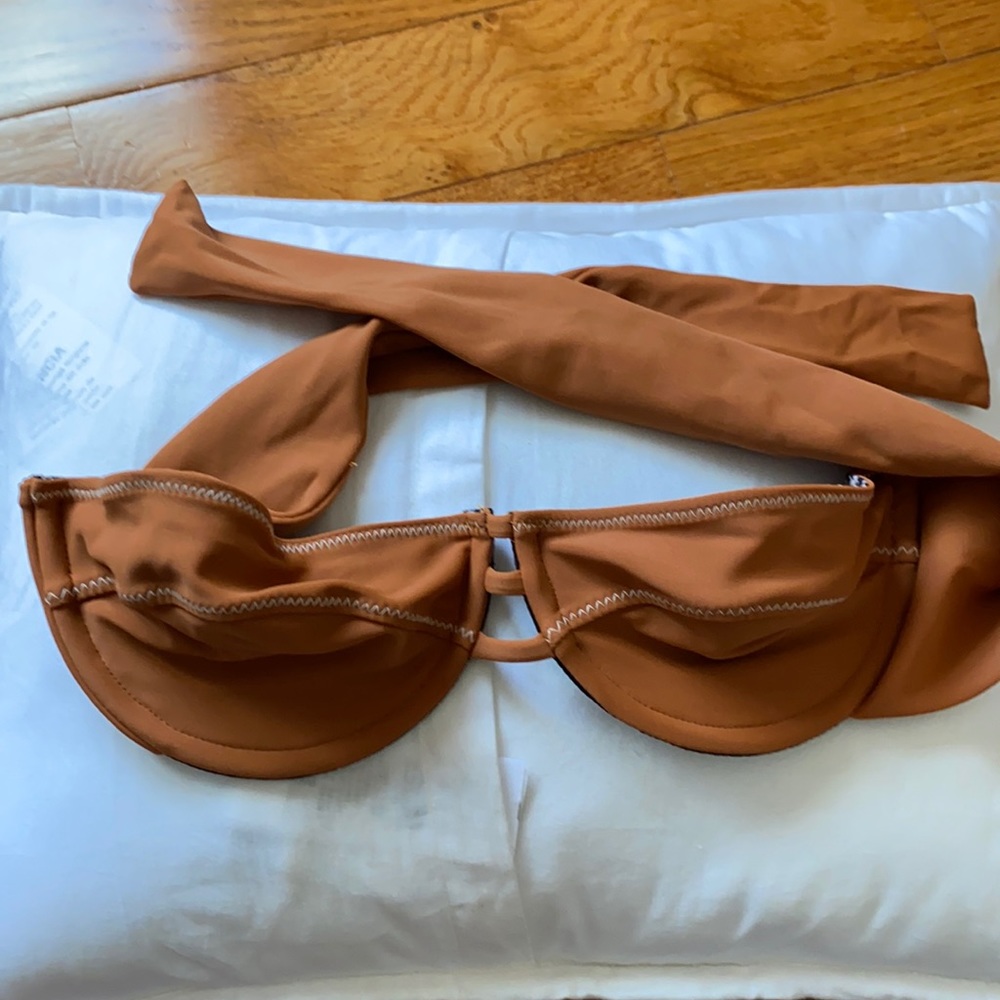 Acacia strapless top